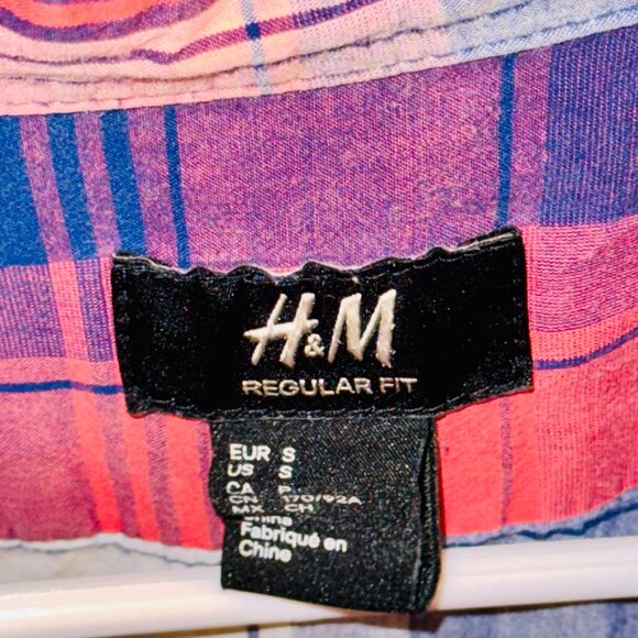 H&M Slim Fit Plaid Button-Down Shirt – Red/Blue, Size Small - Picture 2 of 3